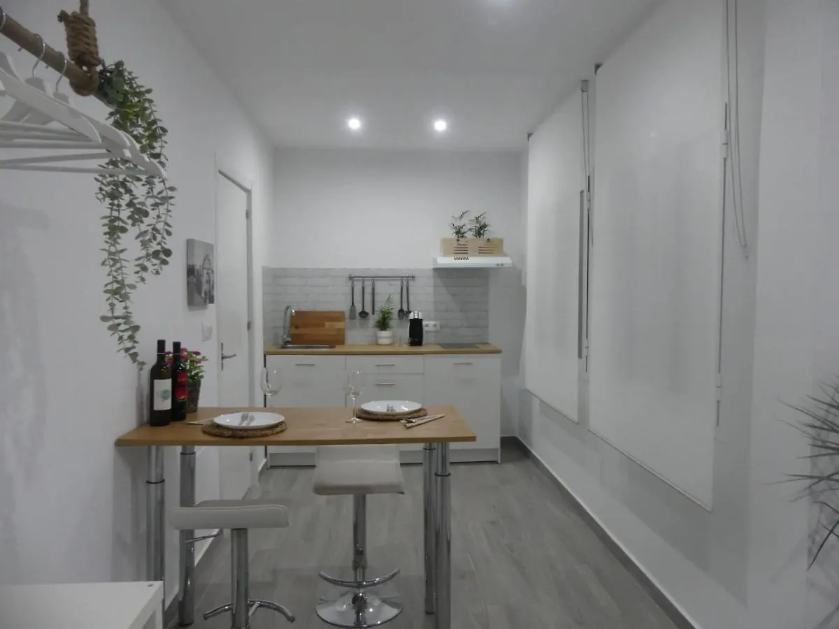 Daire Apartamentos - Remedios Ronda